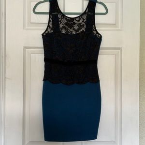 Solemio navy blue lace sleeveless dress